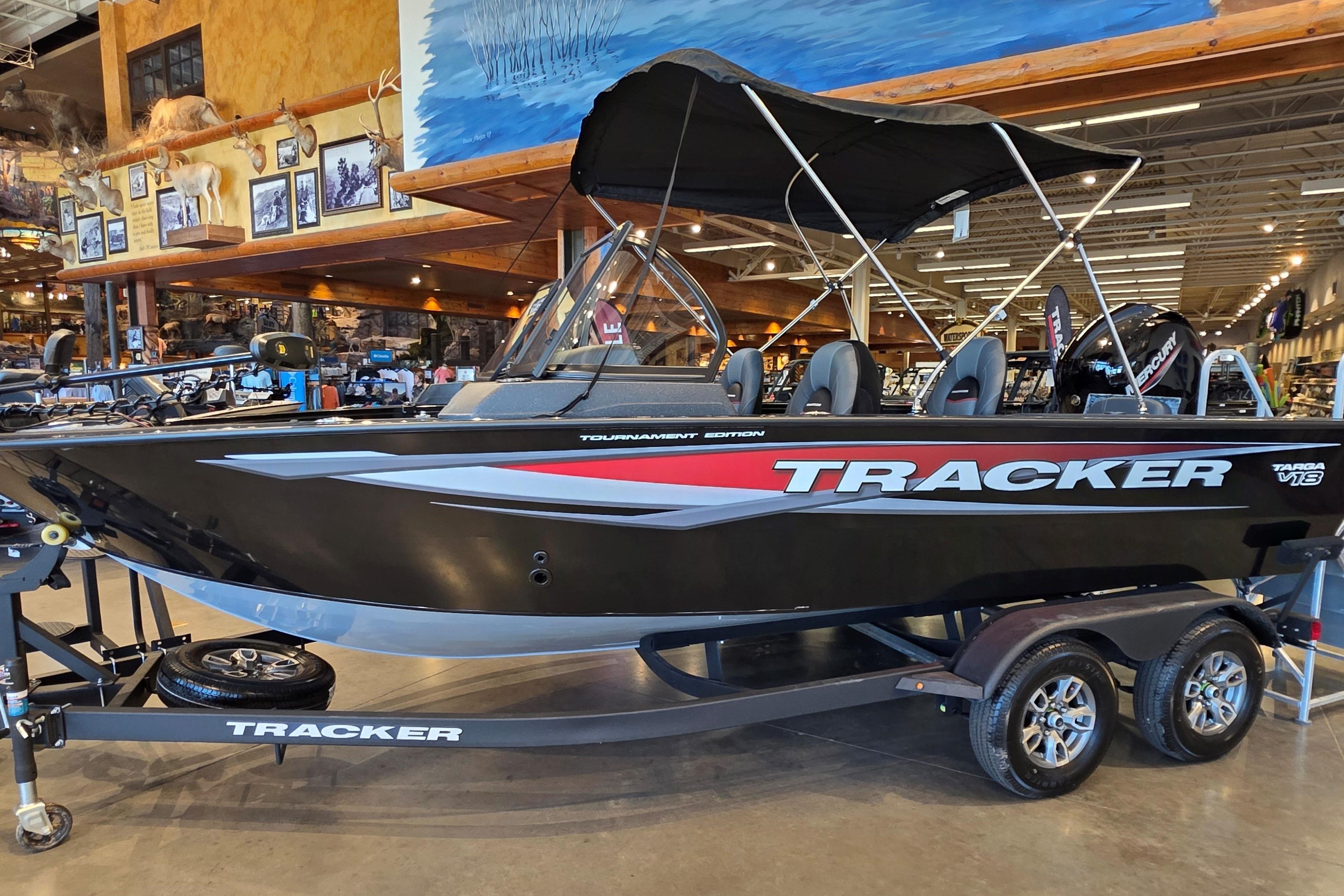 2026 Tracker Targa V-18 Combo