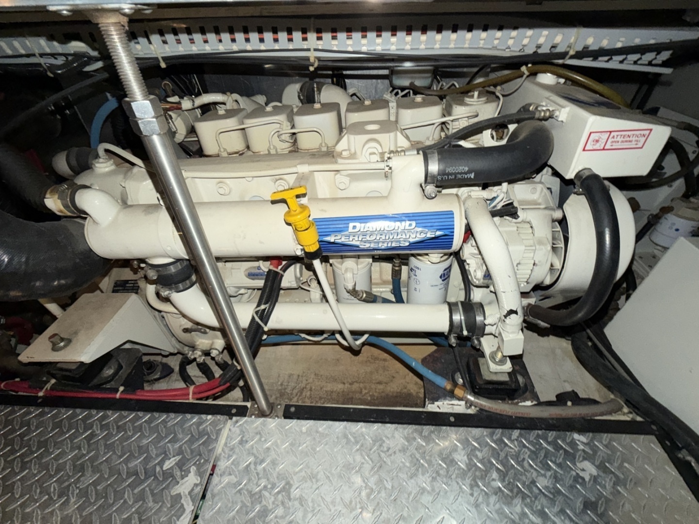 2001 Carver 444 Motor Yacht - Image 26