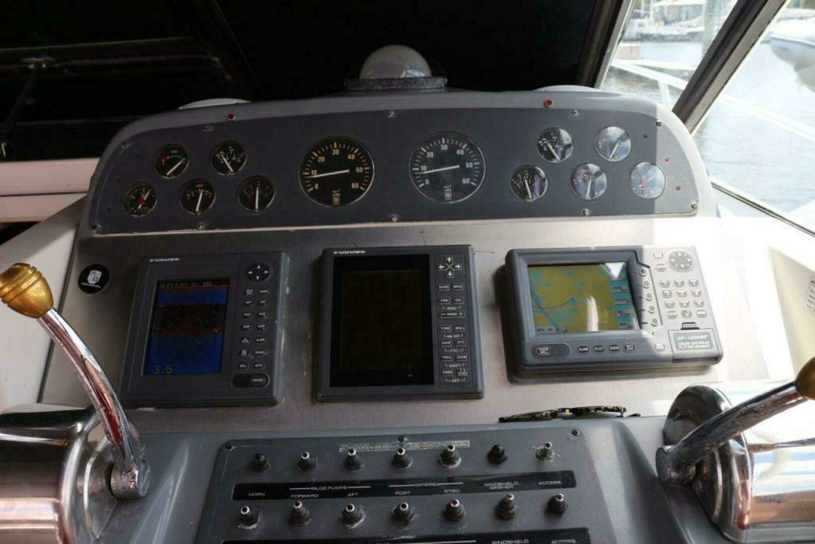 1995 Tiara Yachts 3400 Open - Image 93
