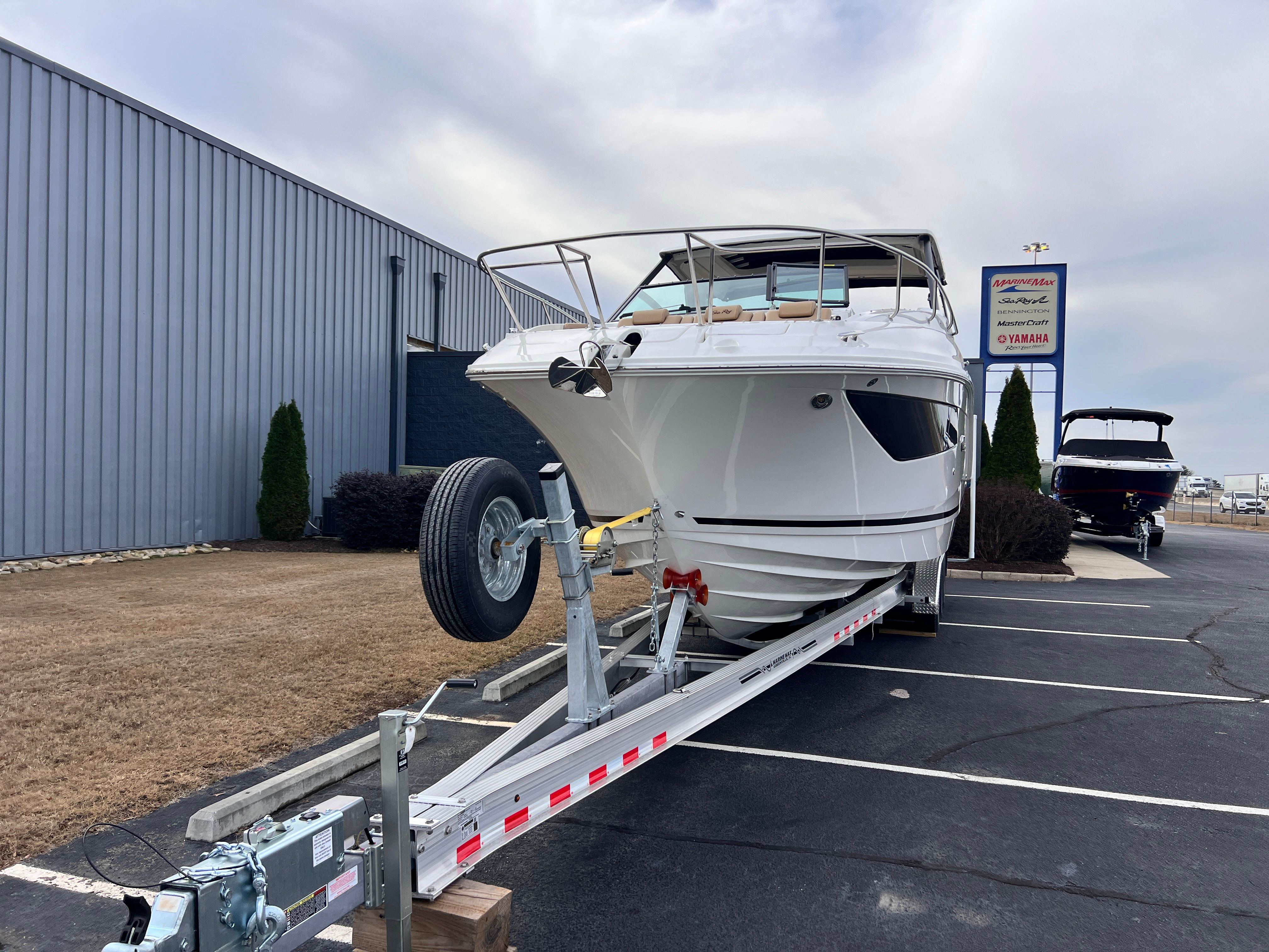 2026 Sea Ray Sundancer 320 - 3