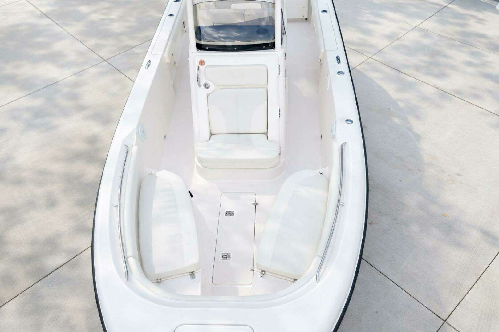 2017 Pursuit C 260 Center Console - Image 5
