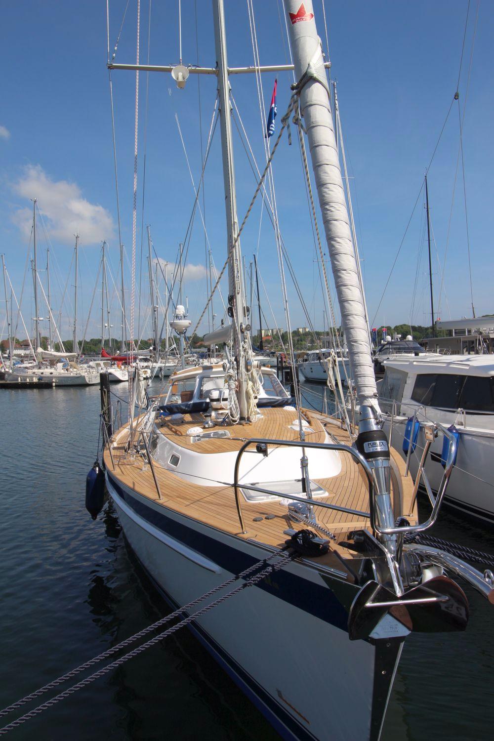 2018 Hallberg-Rassy 48 MkII