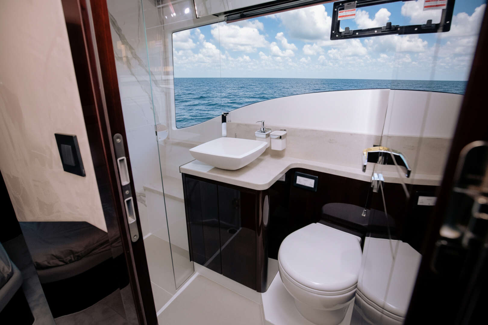2026 Galeon 500 FLY - Image 40