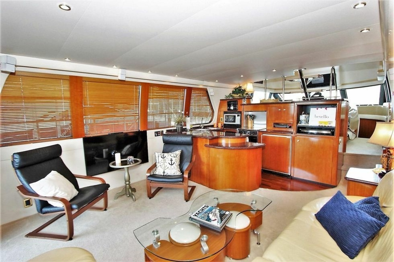 2001 Carver 570 Voyager Pilothouse - Image 19