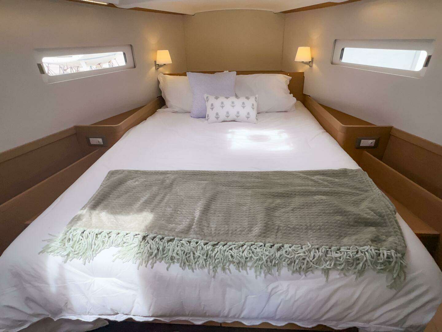 2024 Jeanneau Sun Odyssey 410 - Image 18