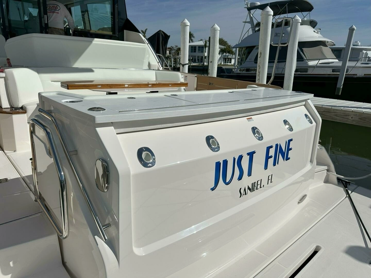 2025 Tiara Yachts EX 60 - Image 39