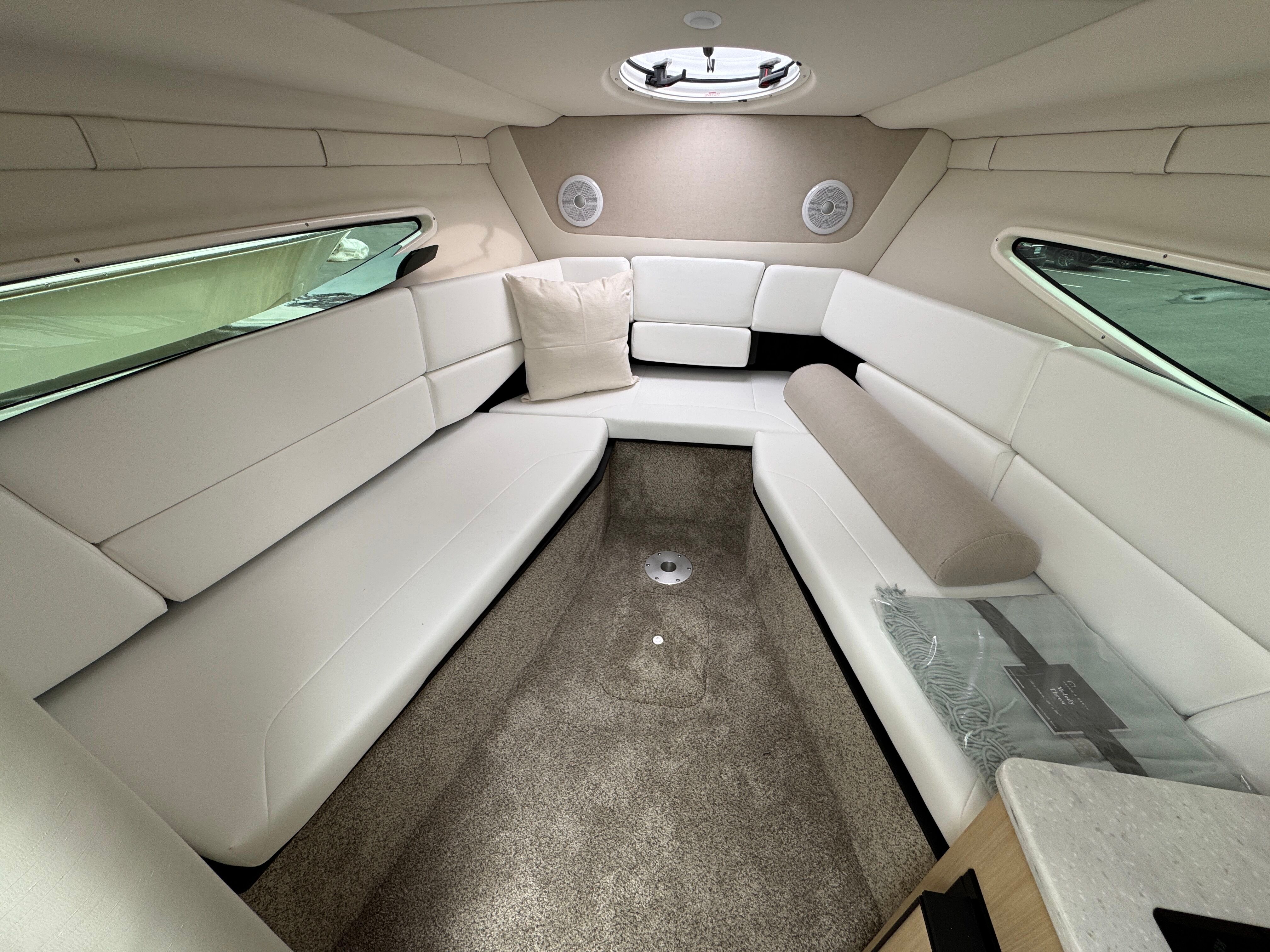 2026 REGAL 26 XO - Image 18