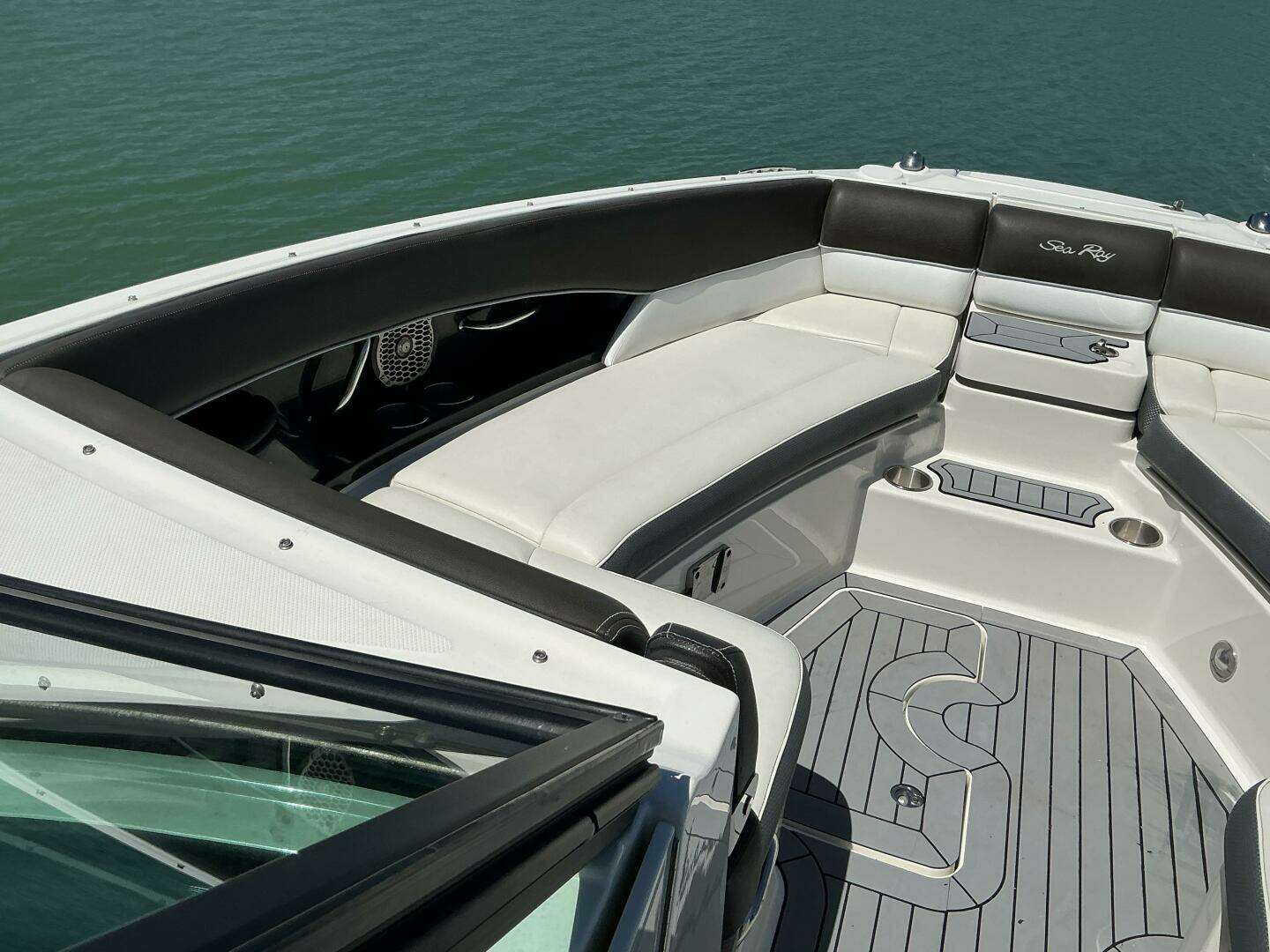2016 Sea Ray — - Image 15
