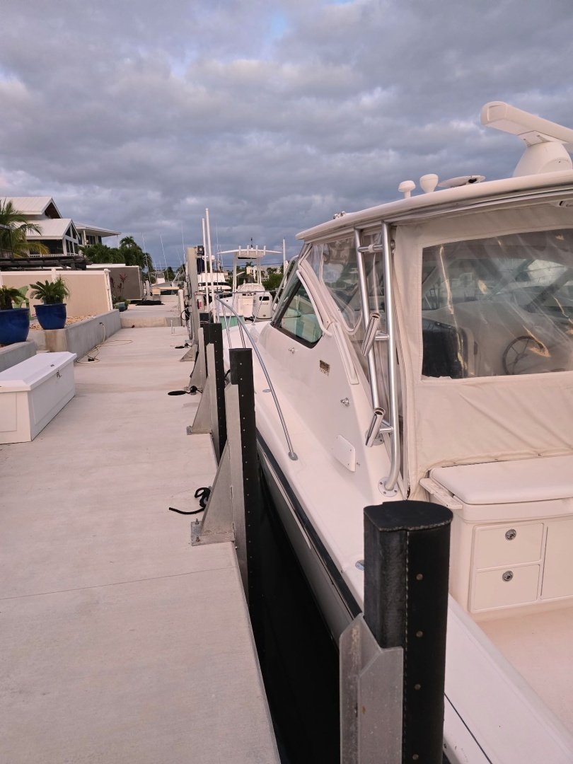 2006 Tiara Yachts 3600 Open - Image 5