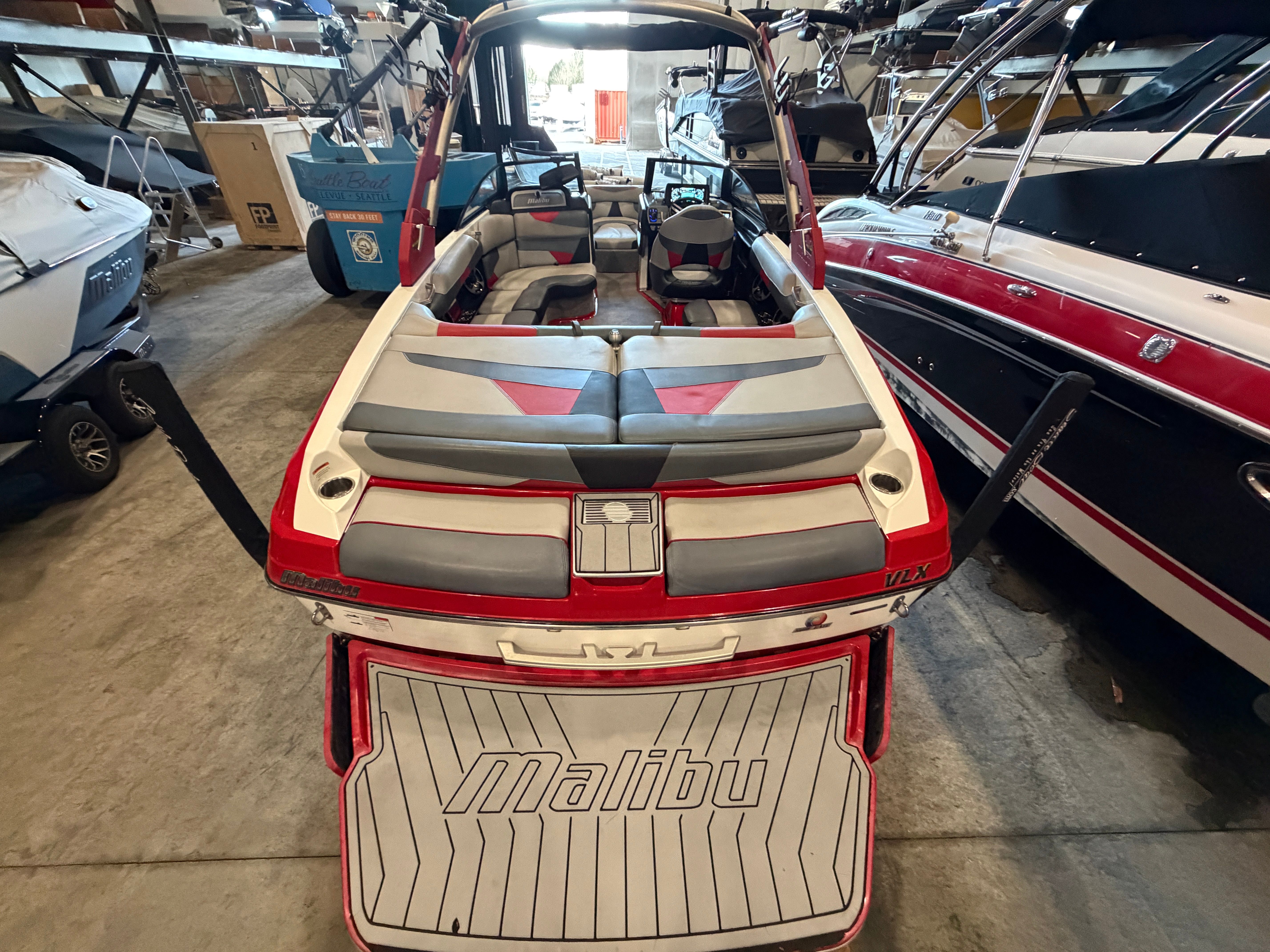 2017 Malibu Wakesetter 22 VLX - 8