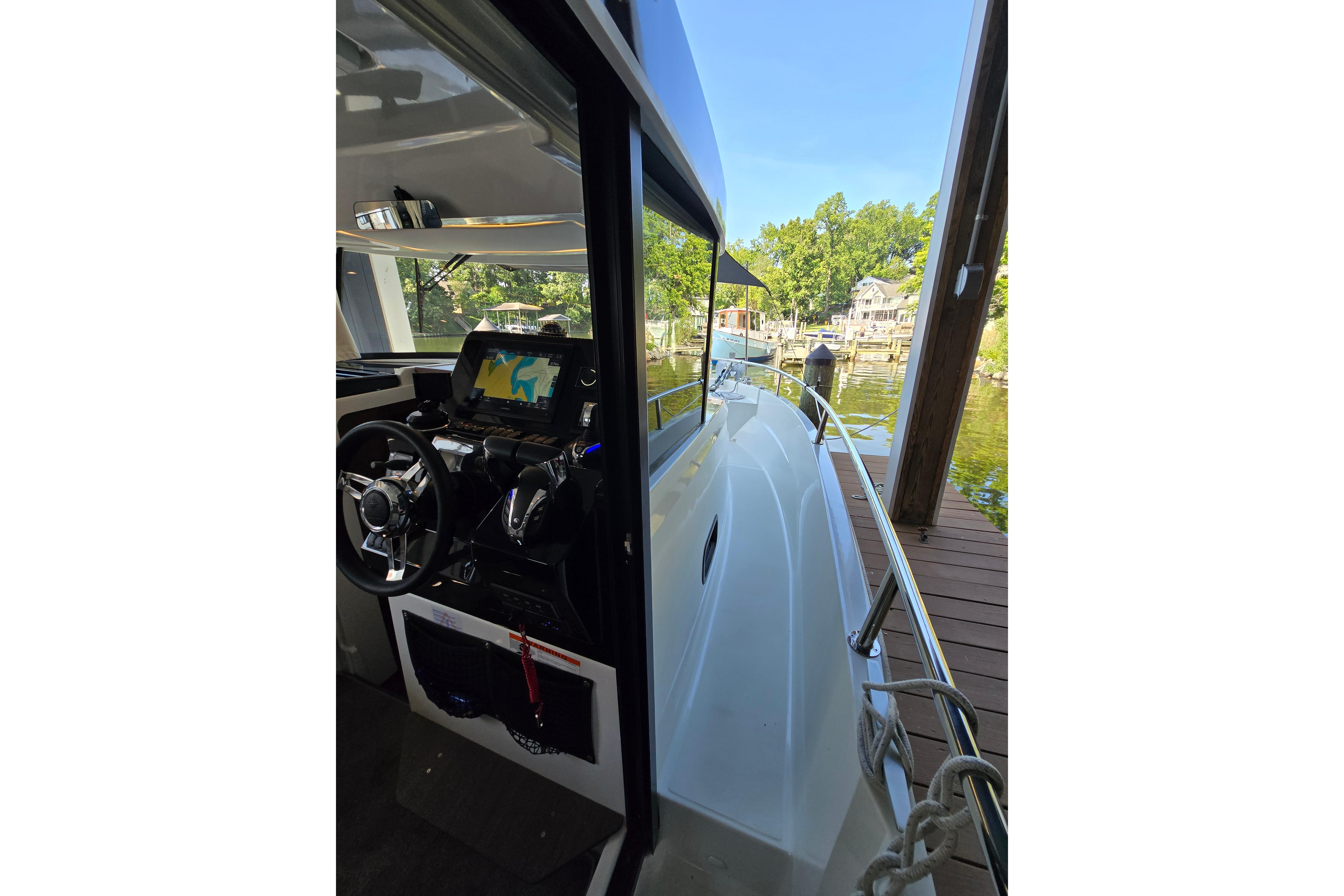2023 Jeanneau NC Sport 895 - 60