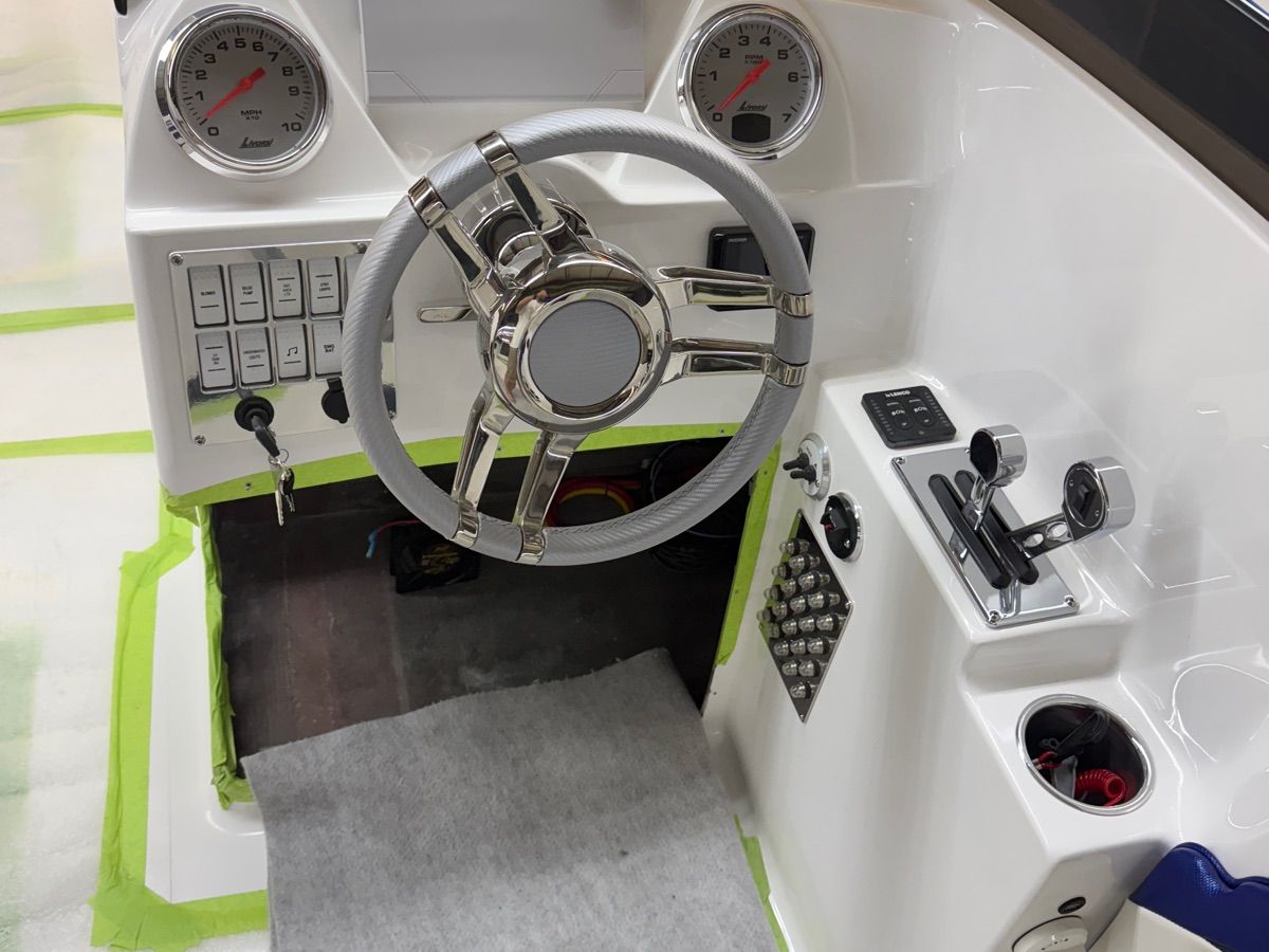 2025 Nordic 29 Deck Boat - 6