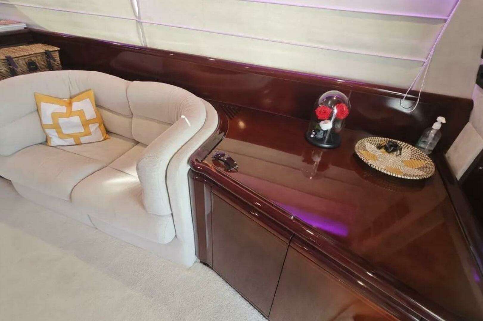 2002 Ferretti Yachts 720 - Image 32