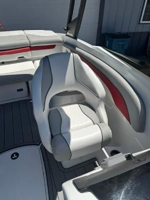 2021 Tahoe 700 LTD - 8