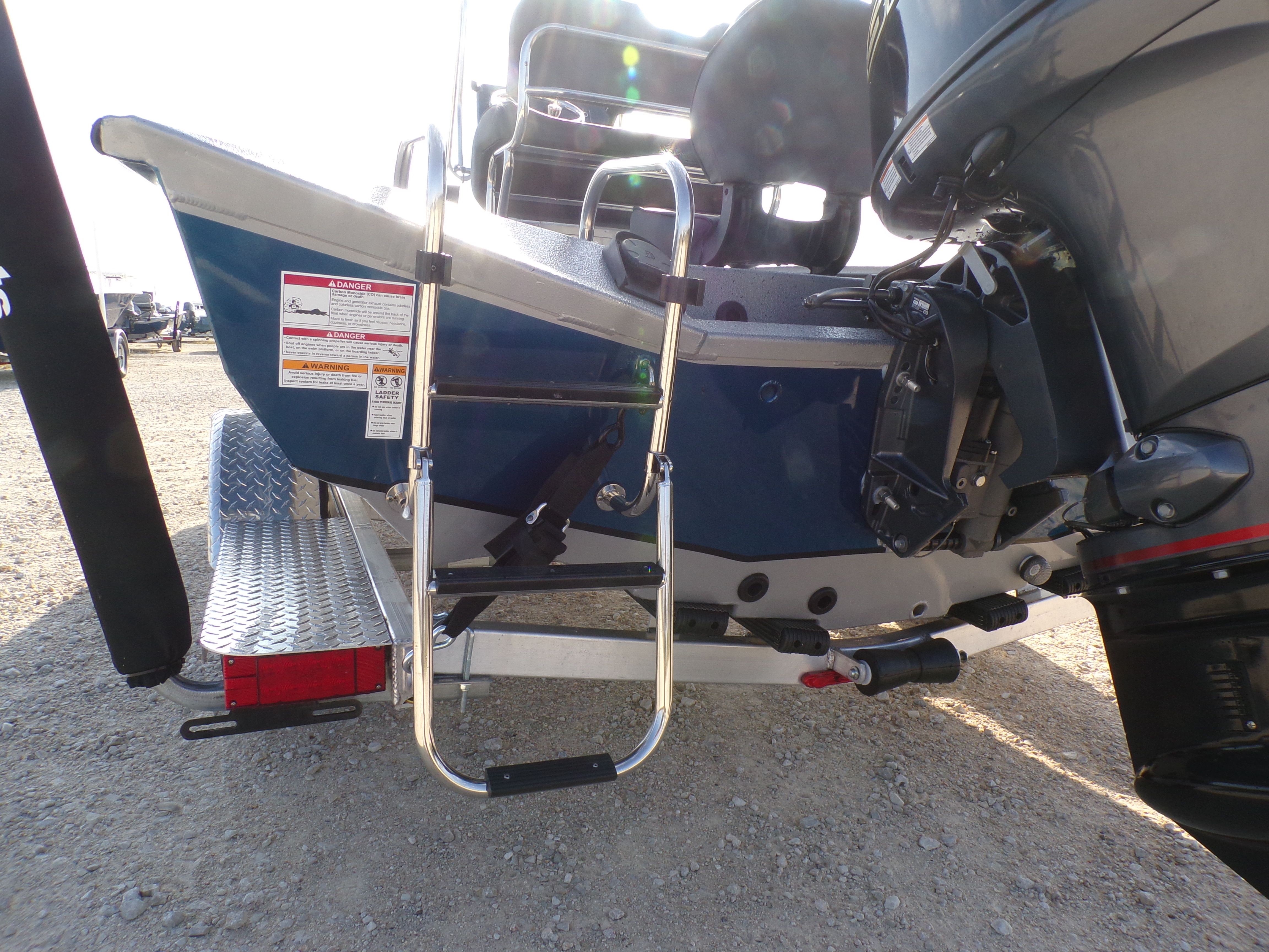 2026 Xpress H20B Bay - 10
