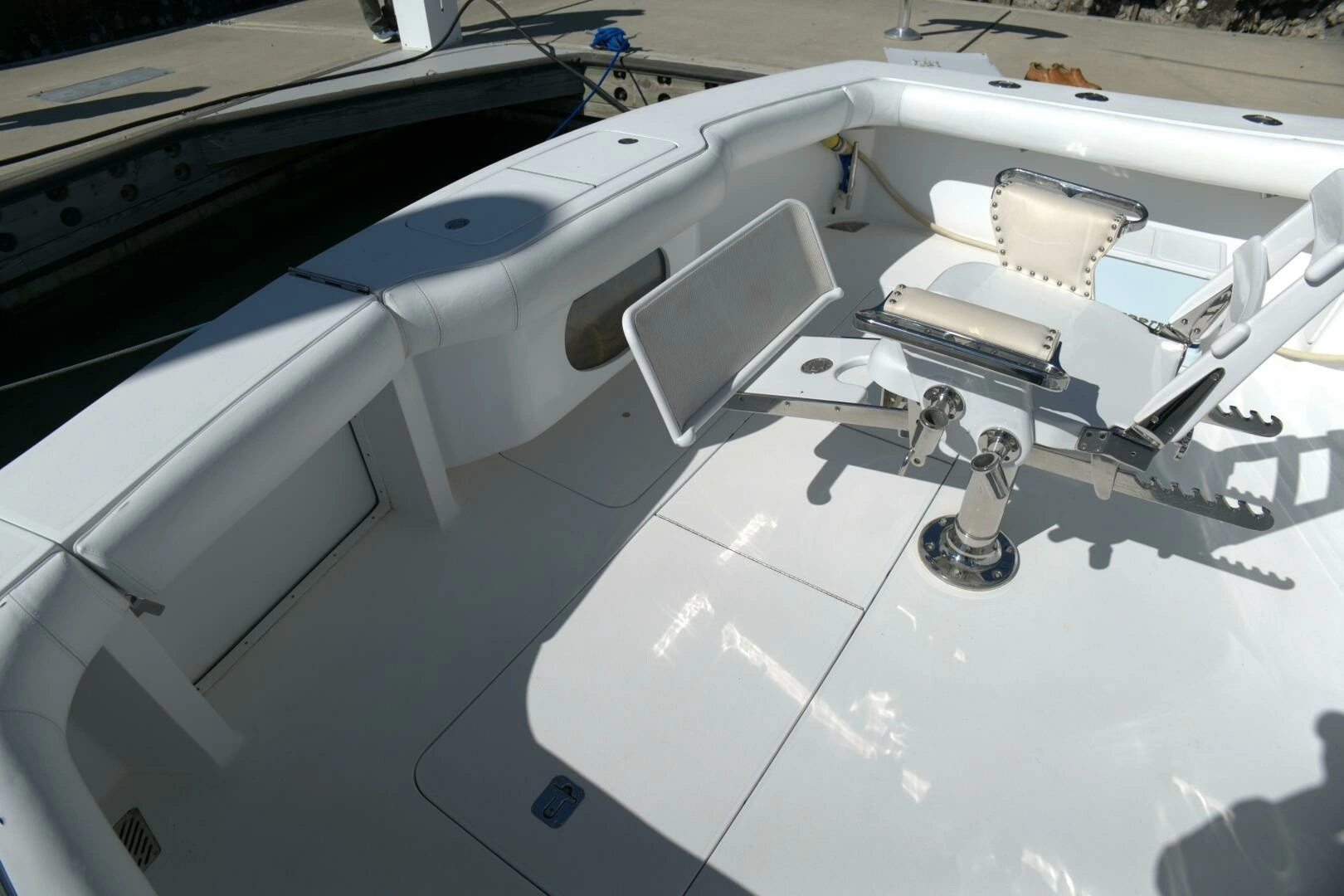 2002 Viking 43 Open - Image 29
