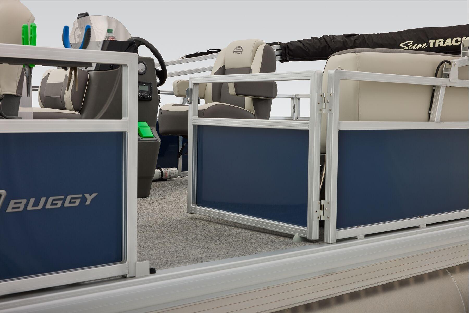 2026 Sun Tracker Bass Buggy 18 DLX - 76