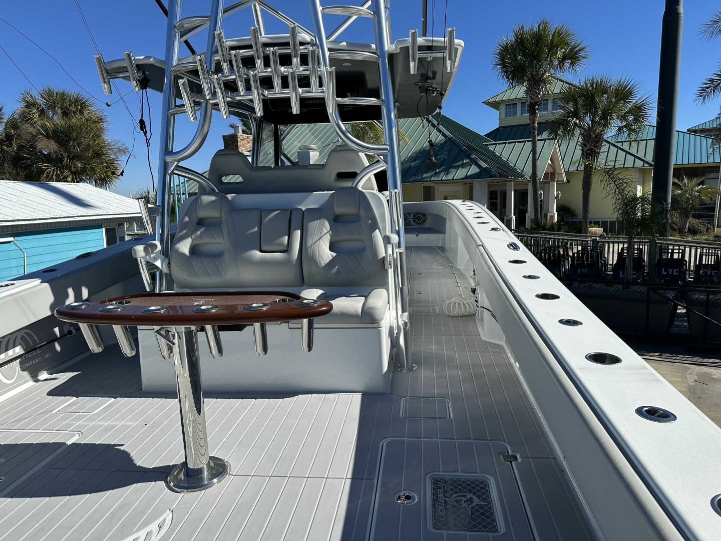 2023 Freeman 42 LR - Image 10