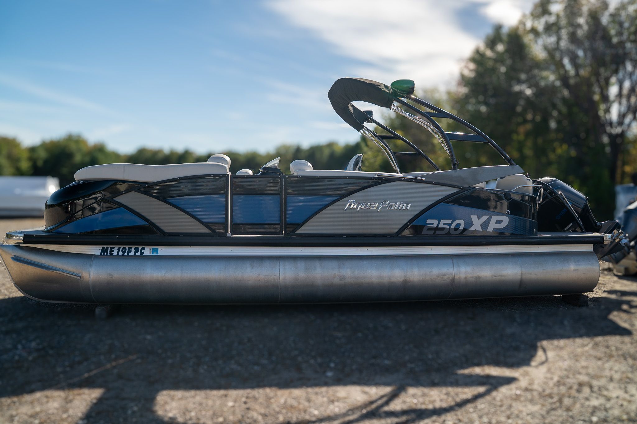 2015 Godfrey 250 XP3 - Tritoon
