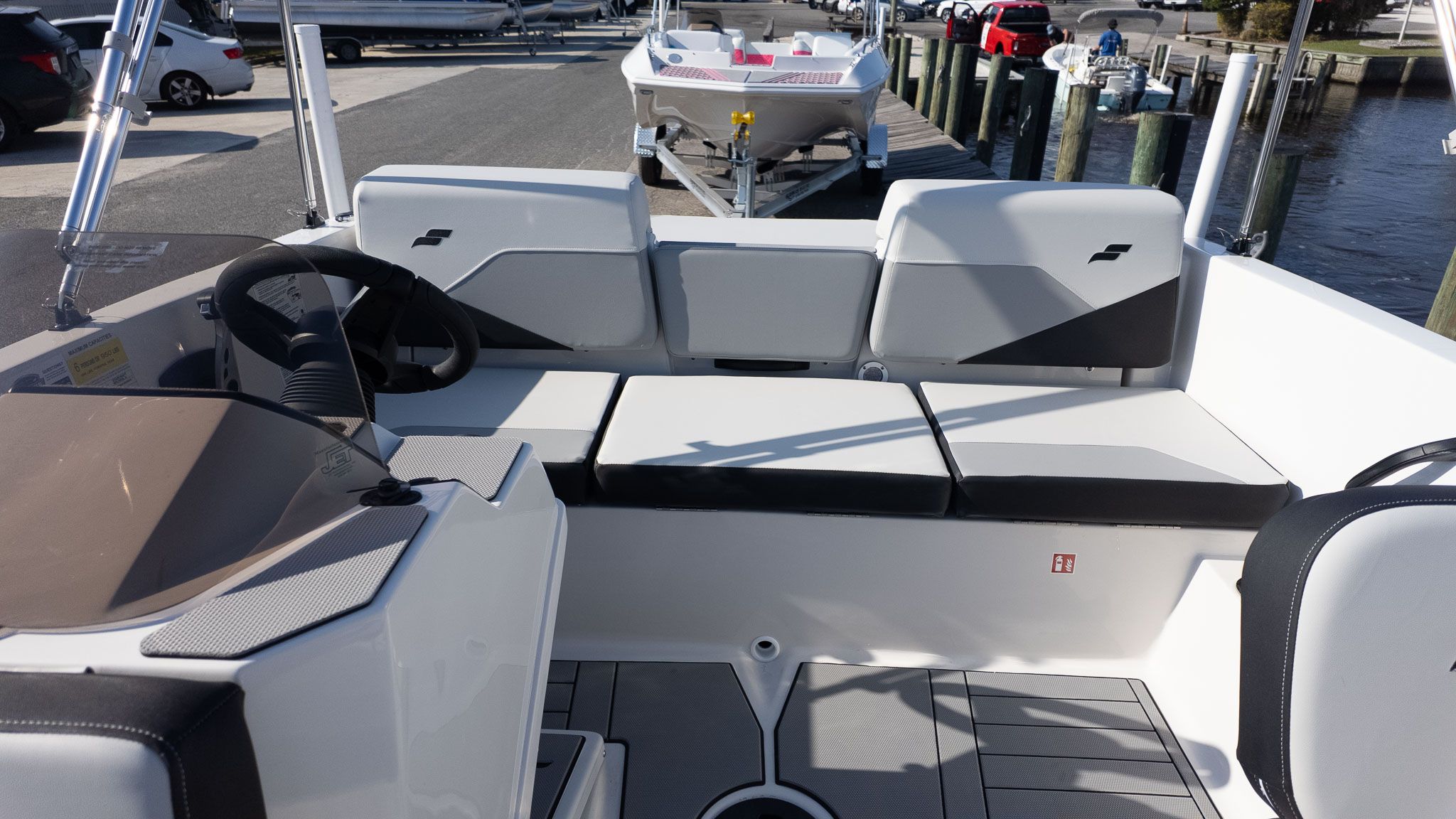 2027 Starcraft J7 JET Standard - 5