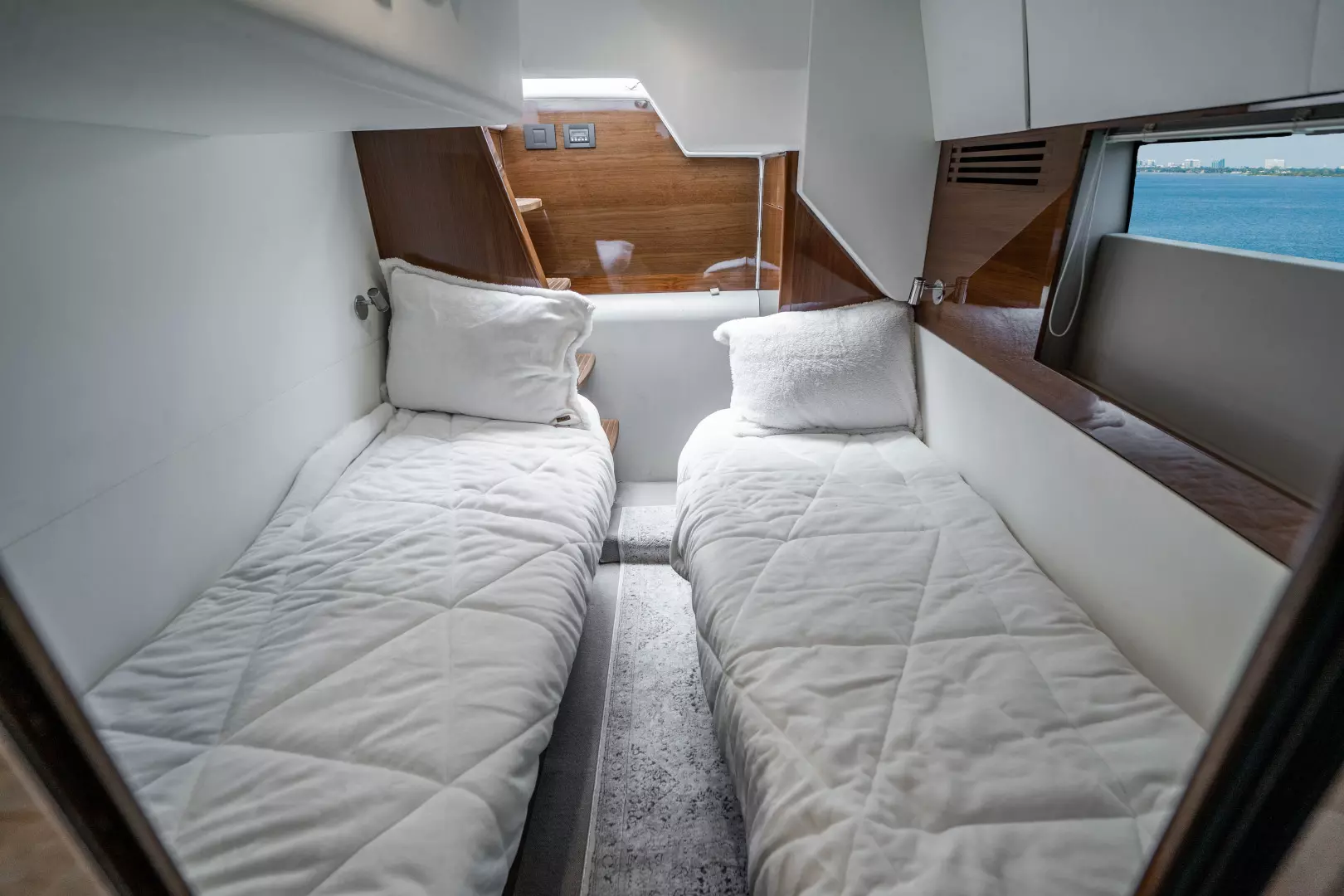 2018 Princess F62 - Image 102
