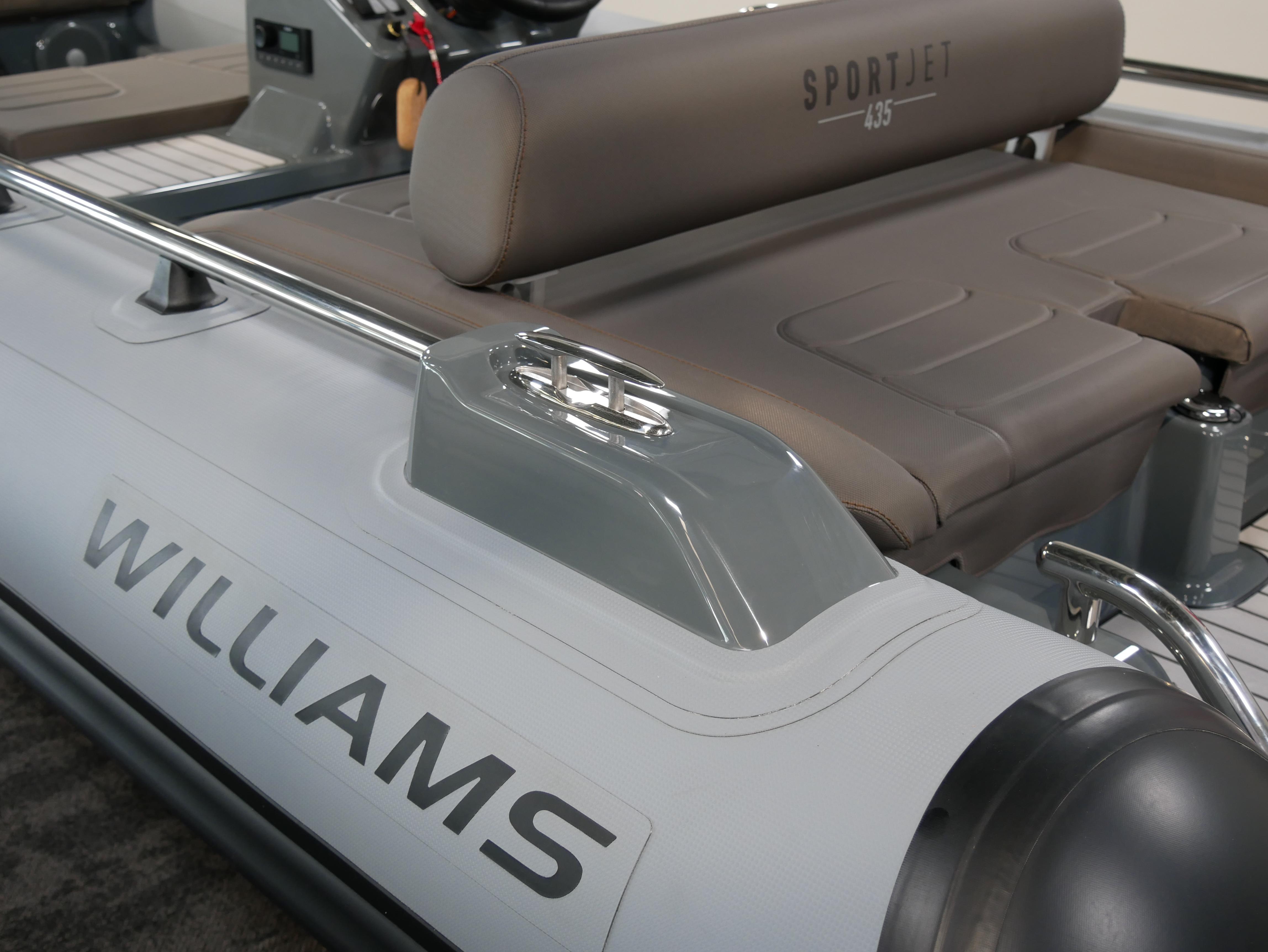 2025 Williams Jet Tenders SportJet 435, featuring sleek seating and modern design.
