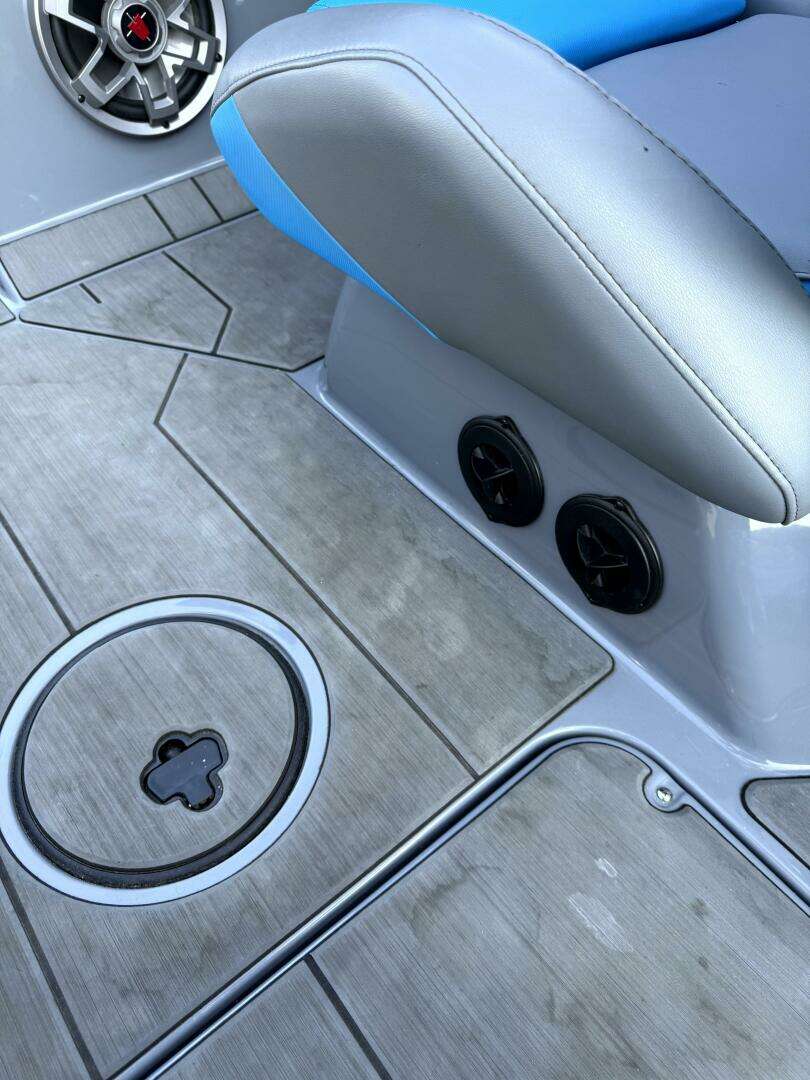 2020 Axis T23 - Image 49