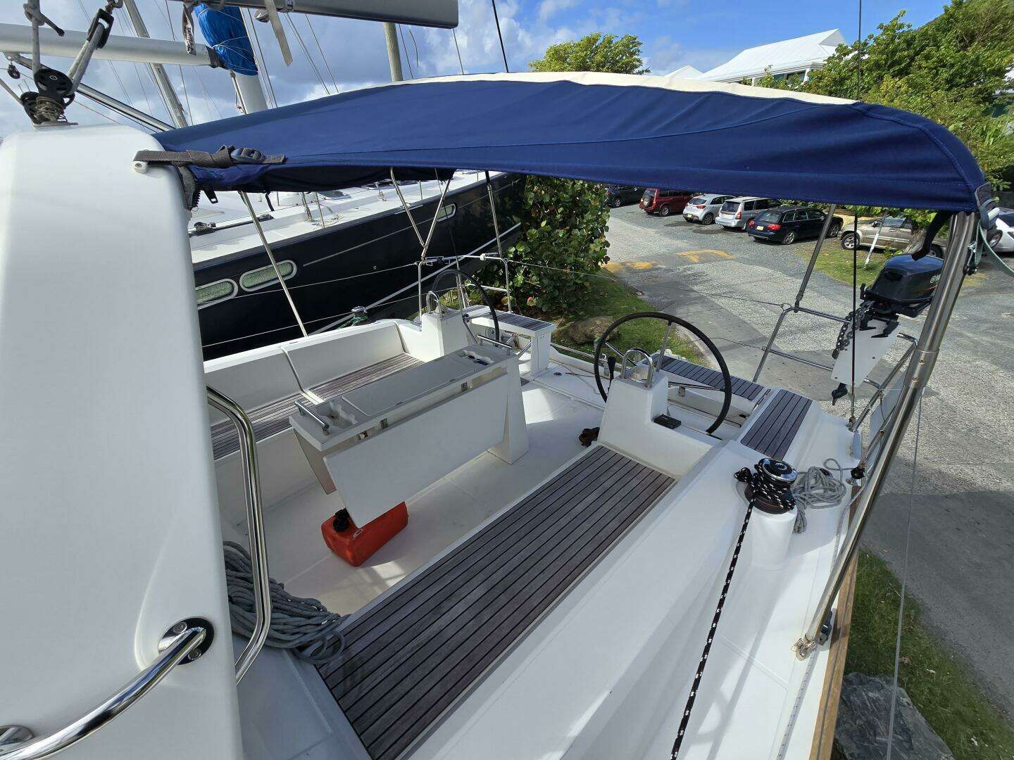 2018 Beneteau 38.1 - Image 10