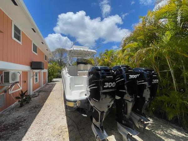2005 Hydra-Sports 3300 VX - 2