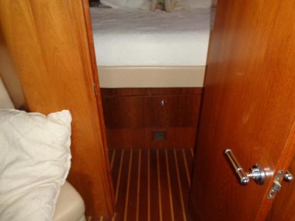 2004 Tiara Yachts 4400 Sovran - 47