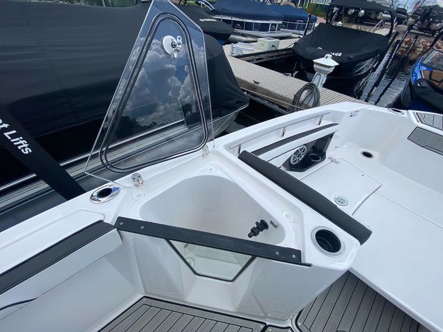 2024 Yamaha Boats 255 FSH Sport H - 21