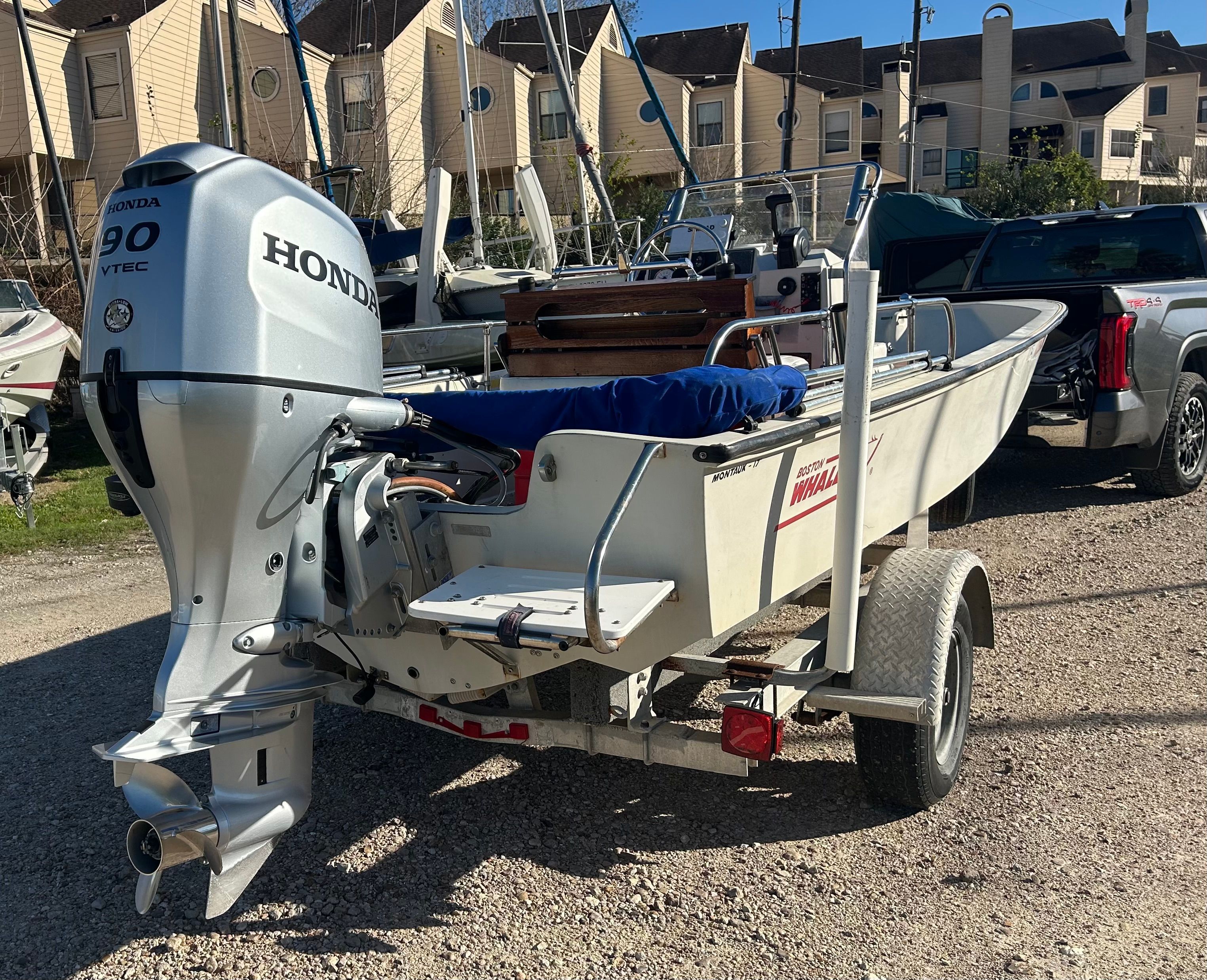 1985 Boston Whaler 17 Montauk - 2