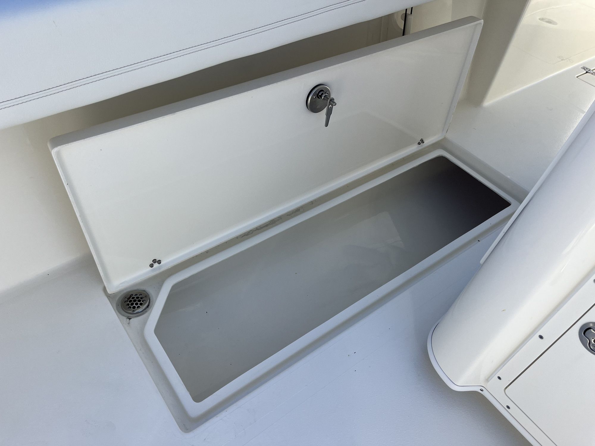 2026 Cobia 350 Center Console - 49