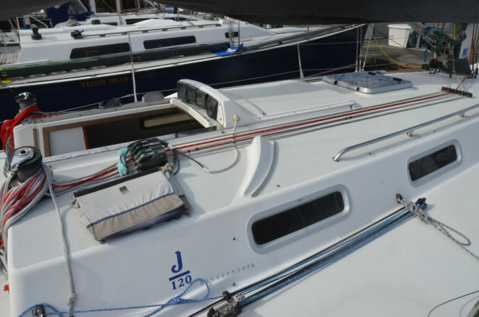 1998 J Boats J/120 - Image 30