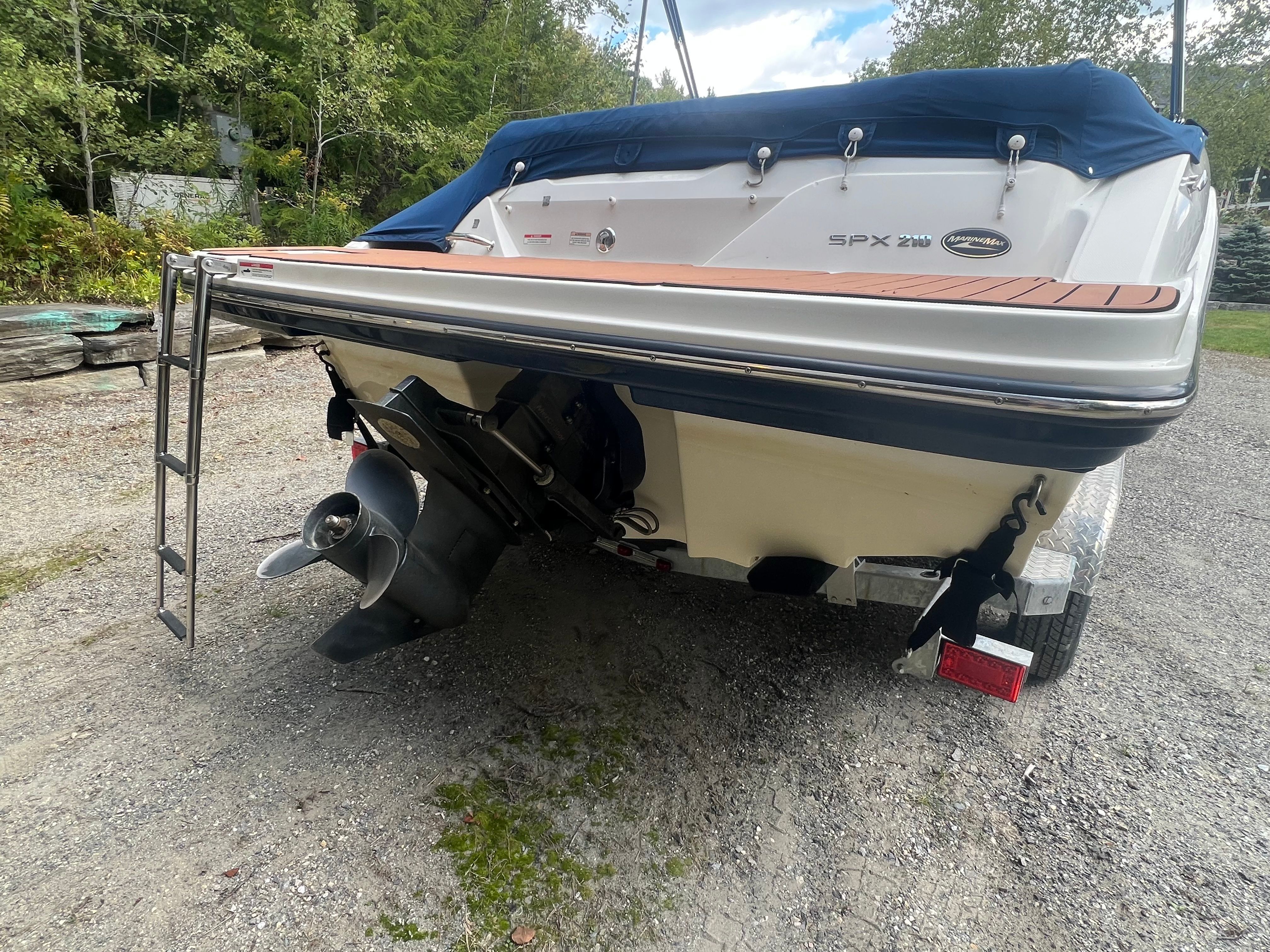 2018 Sea Ray SPX 210 - 3