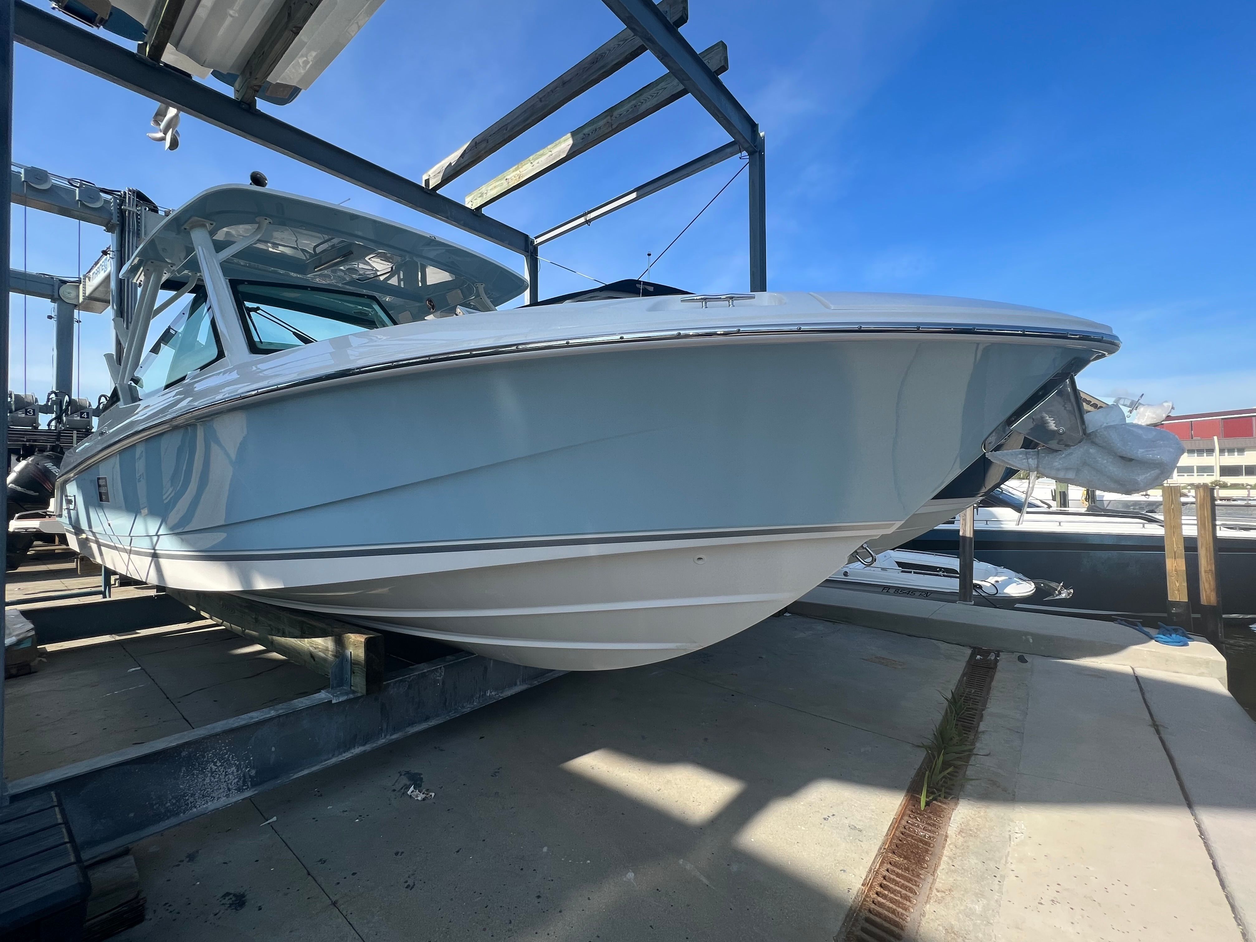 2023 Boston Whaler 280 Vantage - 14