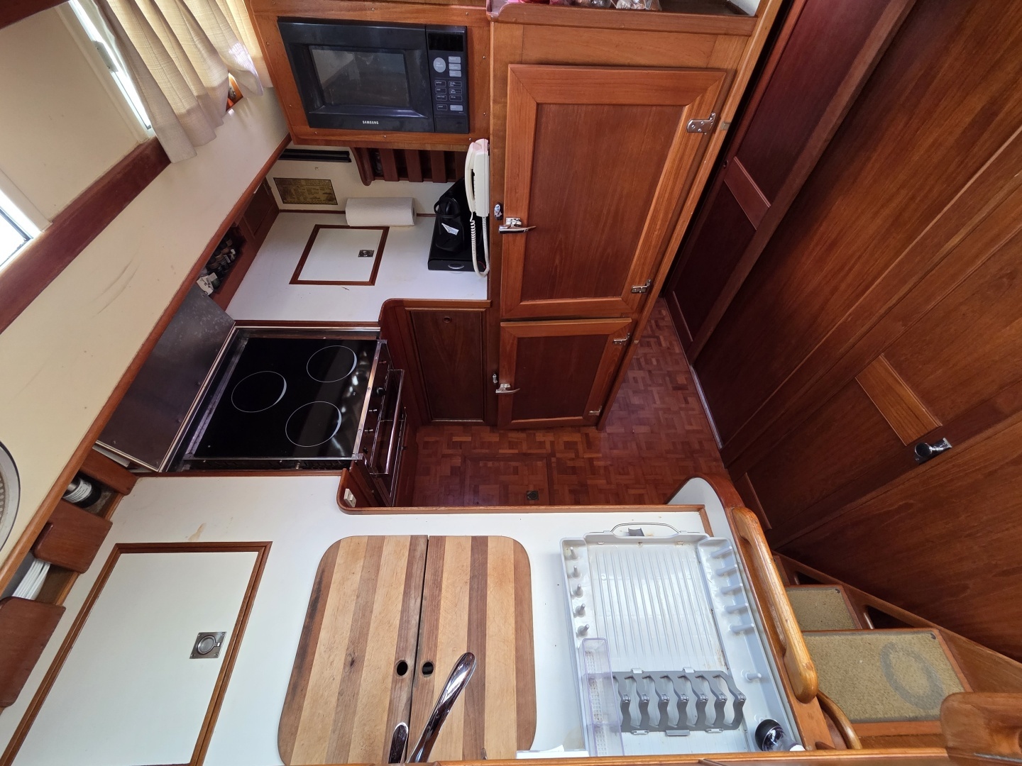 1989 Grand Banks Classic 46 - Image 11