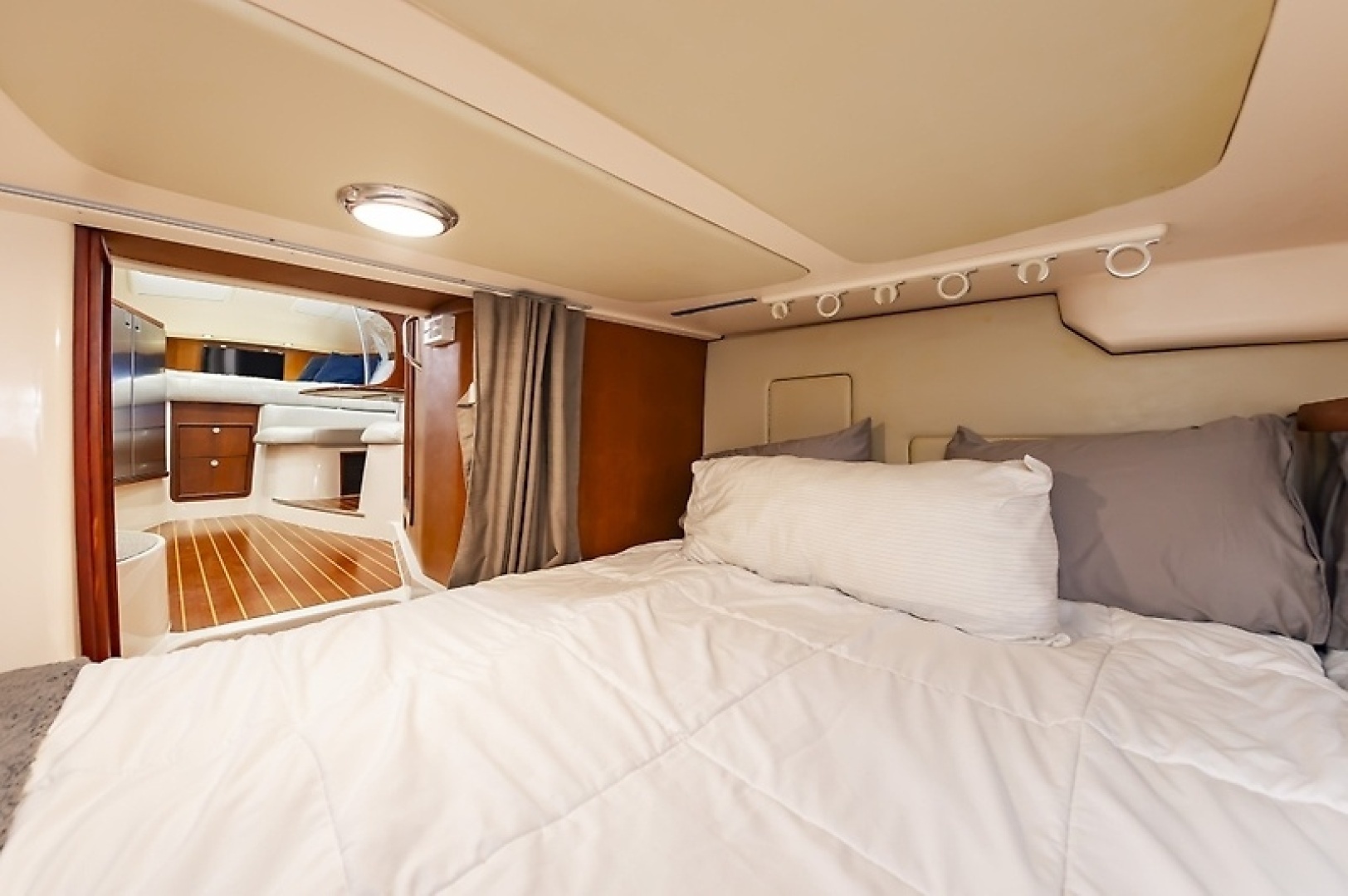 2014 Grady-White Express 370 - Image 46