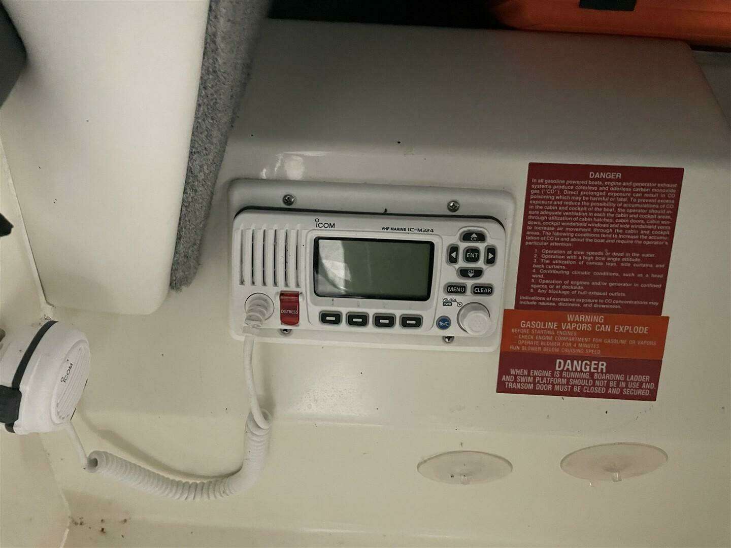 1993 Sea Ray 300 Weekender - Image 15