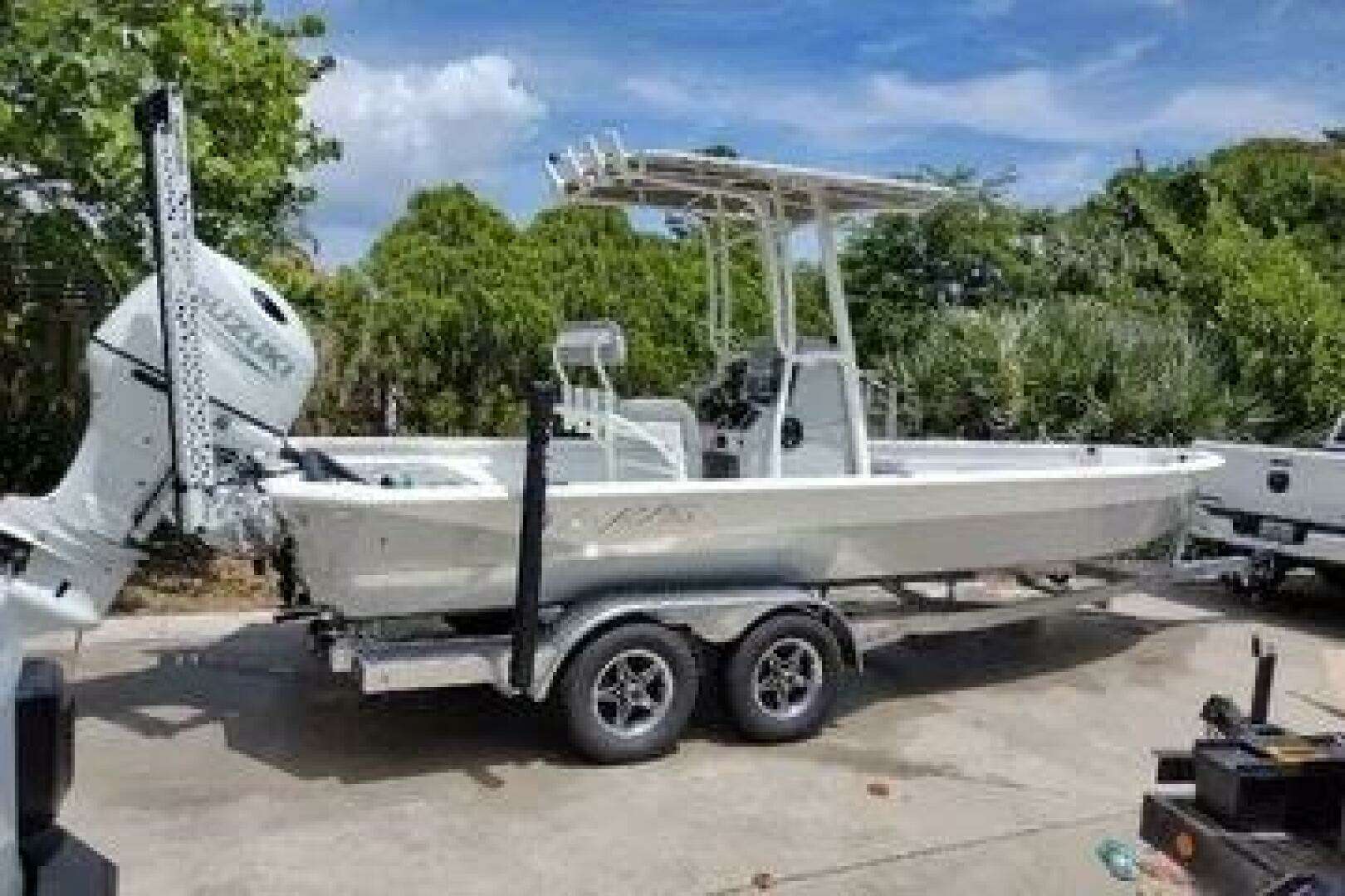 2022 Avid — - Image 2