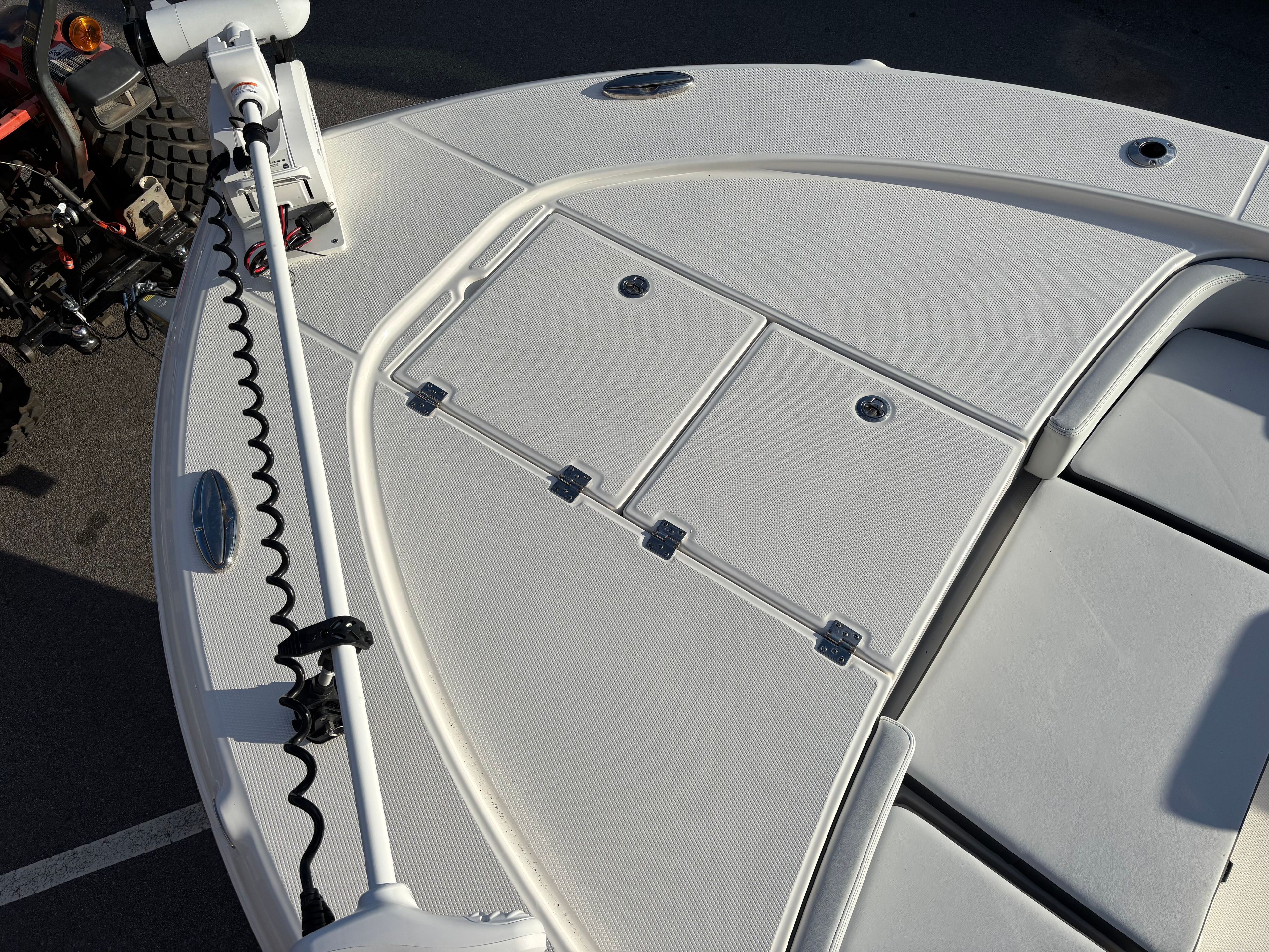 2026 ROBALO 246 CAYMAN - Image 10