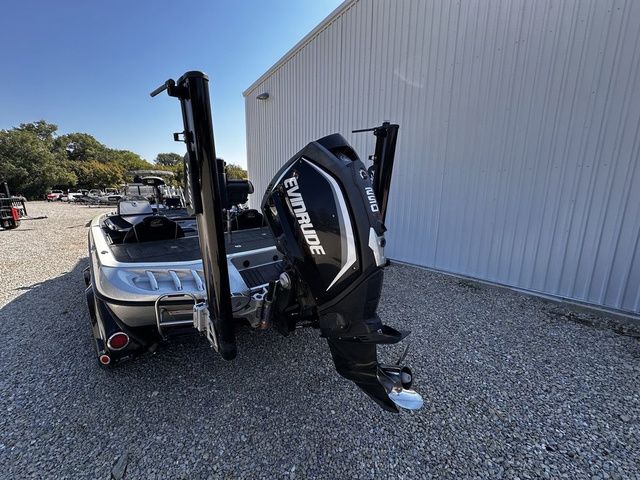 2017 Ranger Z521 Comanche - 6