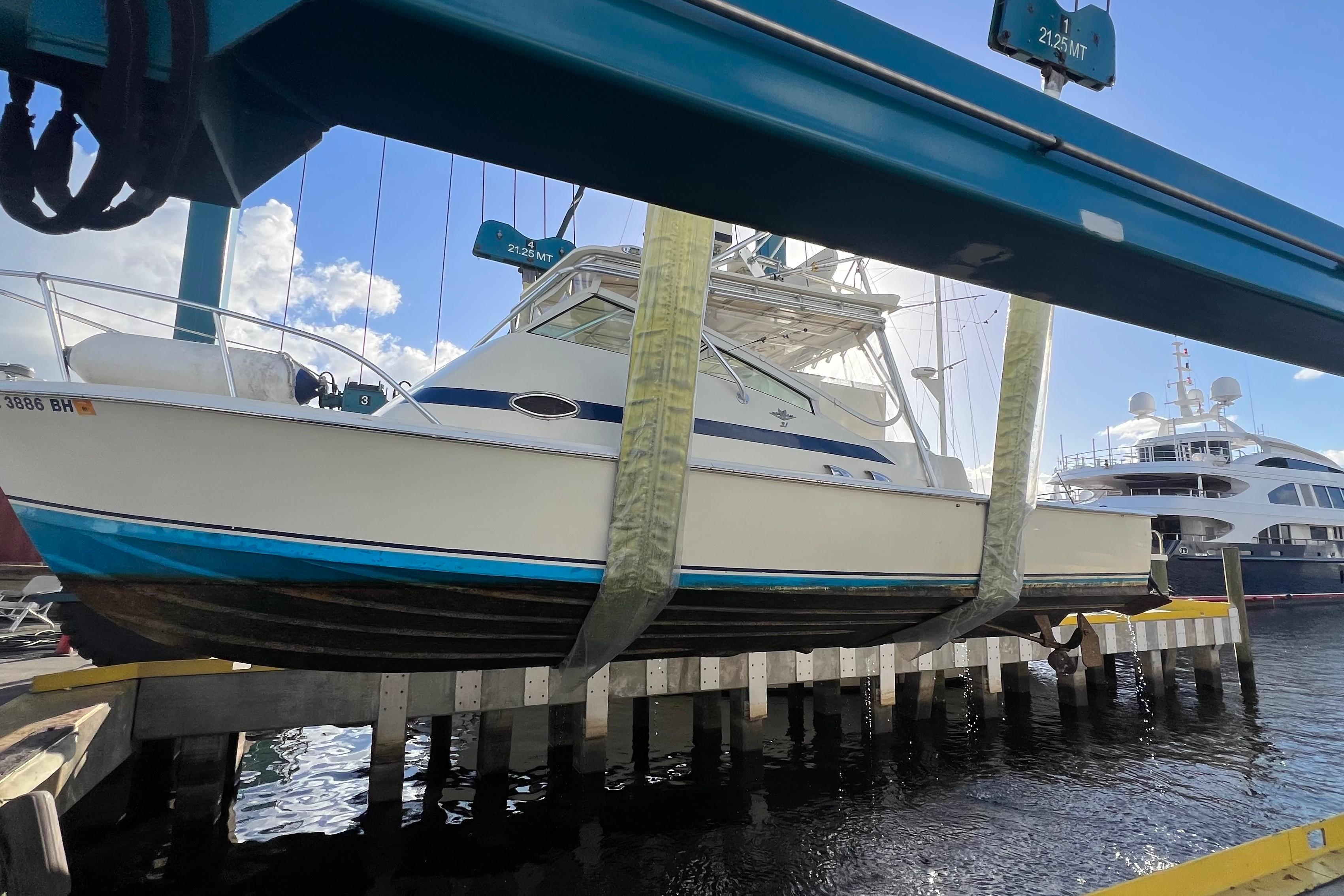 1968 Bertram 31 Bahia Mar
