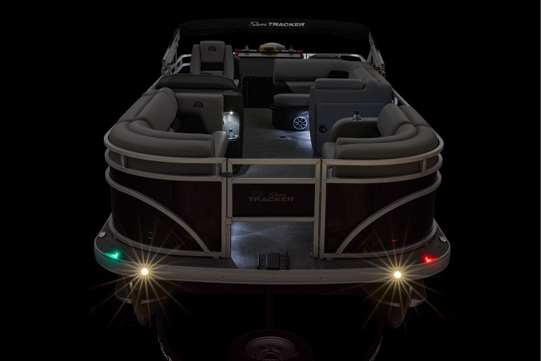 2026 Sun Tracker SportFish 22 DLX - 22