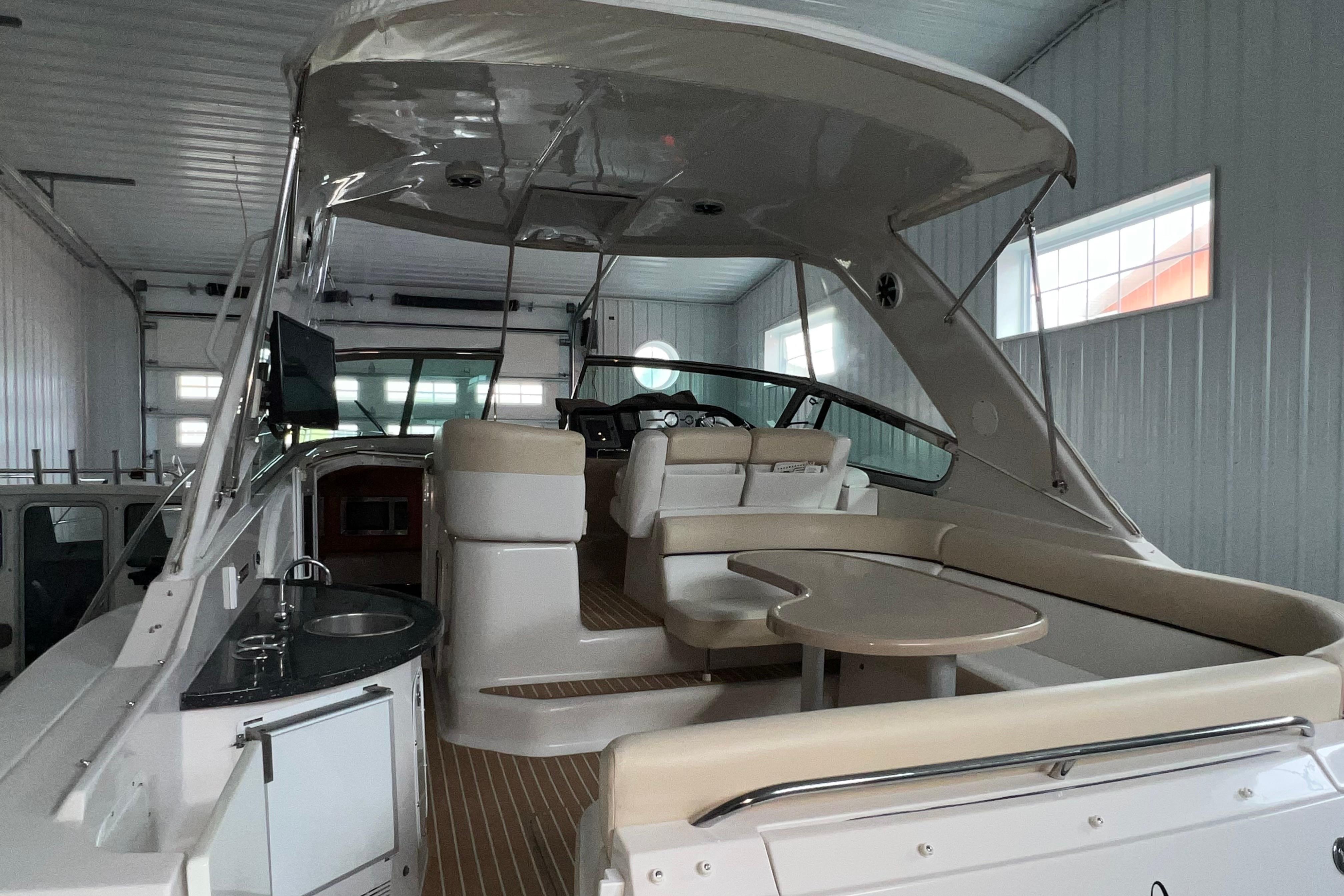 2008 Four Winns 378 Vista