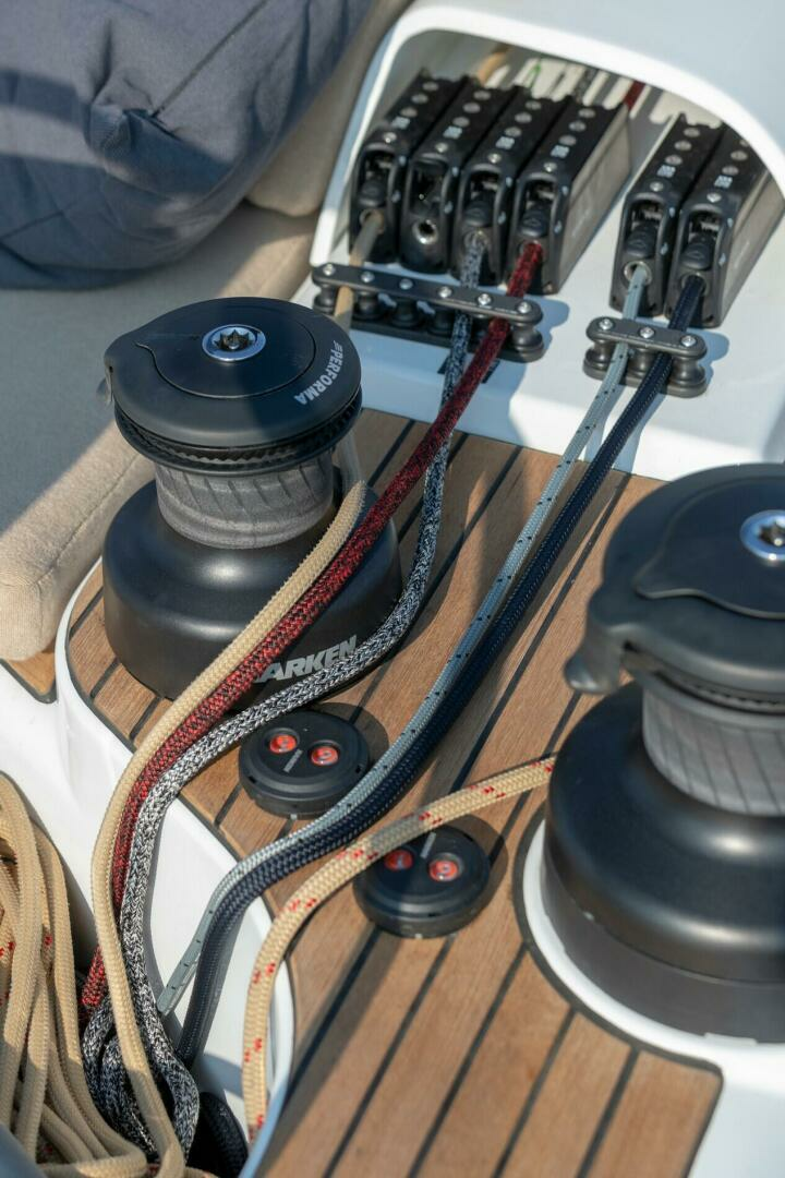 2025 Beneteau First Yacht 53 - Image 12
