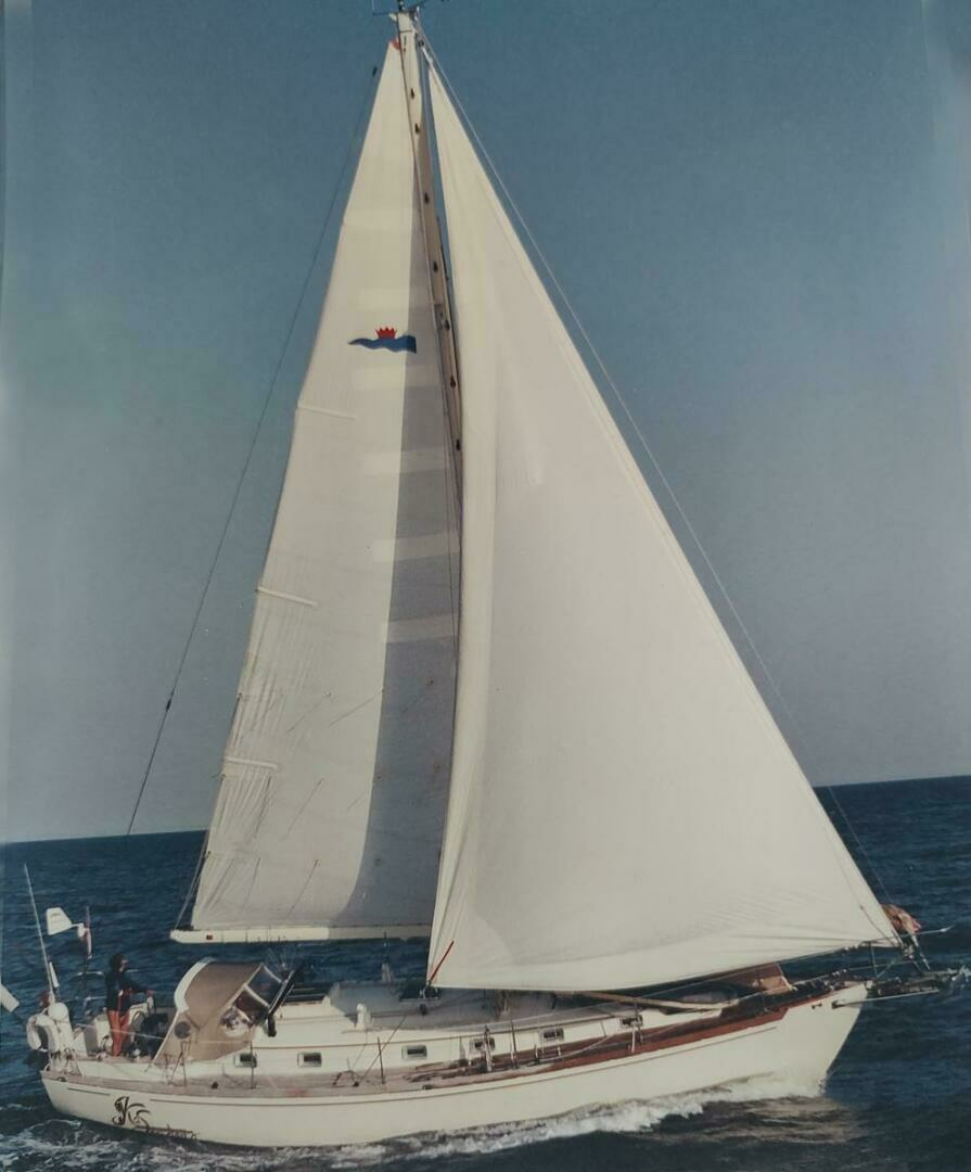 1988 Brewer Kaiulani - Image 49
