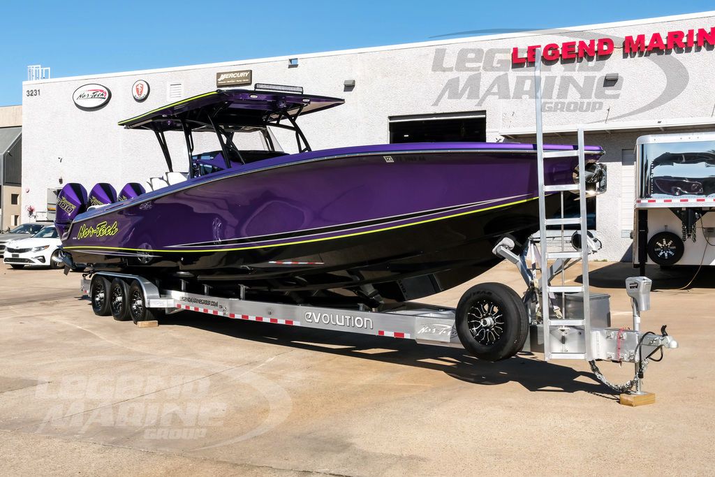 2026 Nor-Tech 390 Sport Center Console