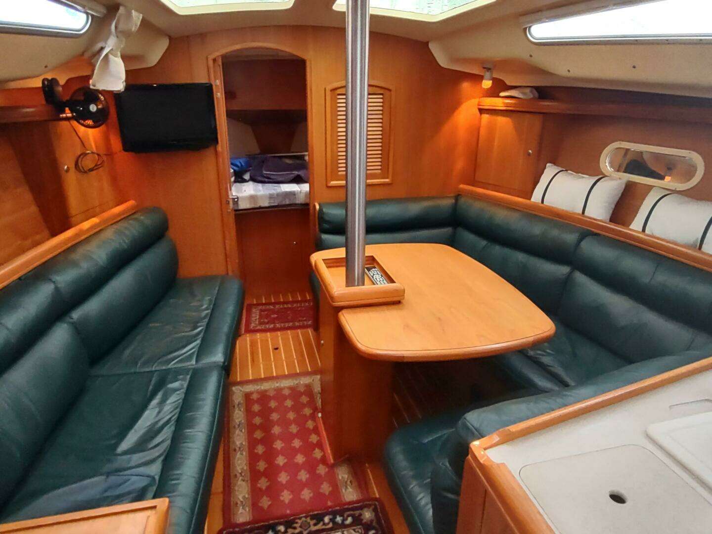2003 Hunter — - Image 21