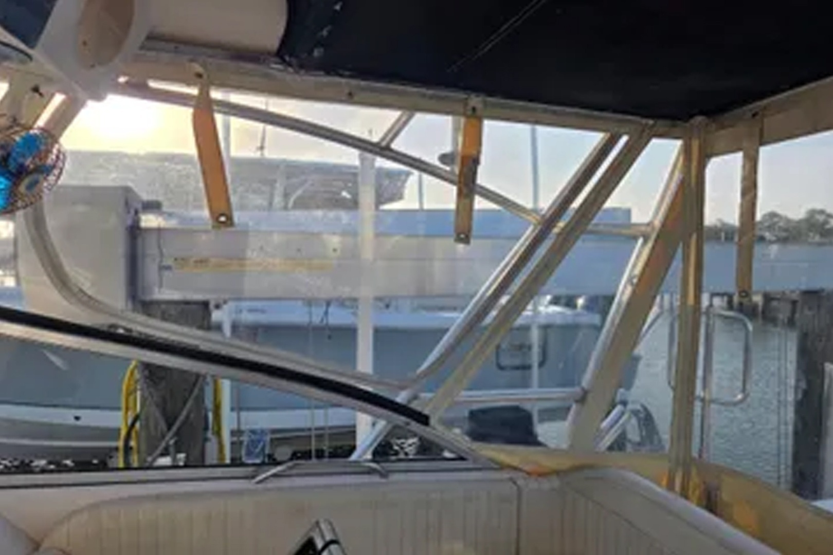 2004 Grady-White Express 330 - Image 16